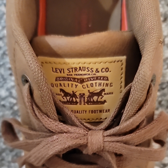 Levi's 501 Tan Sneakers - Picture 2 of 10